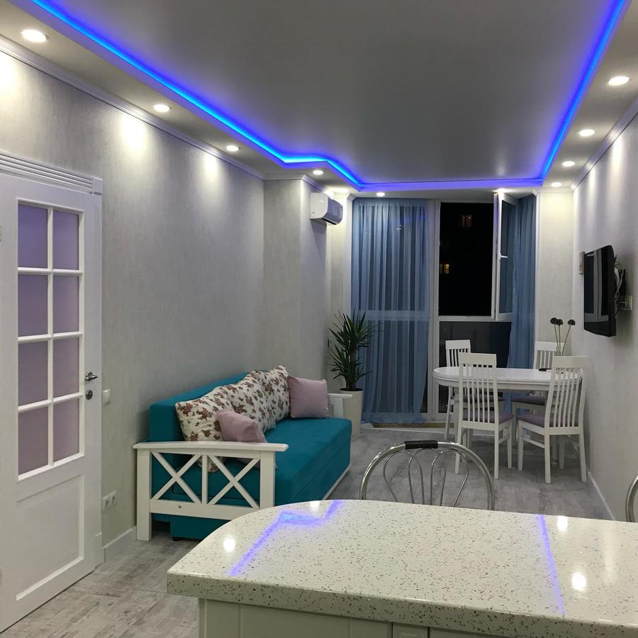 Luxe Apartment On Drahomanova Kiev Esterno foto