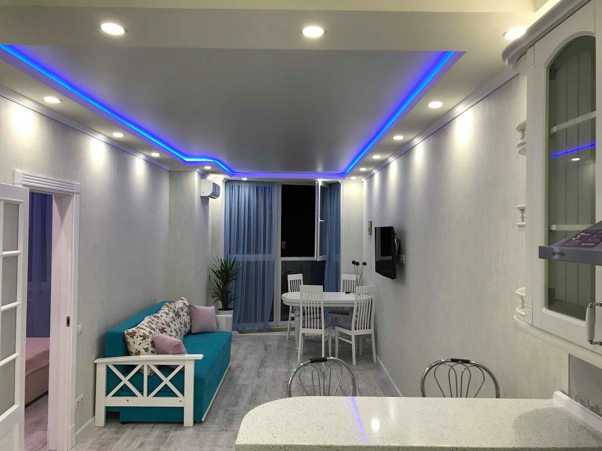 Luxe Apartment On Drahomanova Kiev Esterno foto