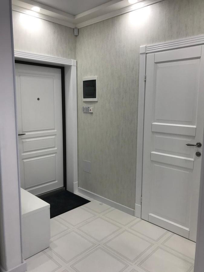 Luxe Apartment On Drahomanova Kiev Esterno foto